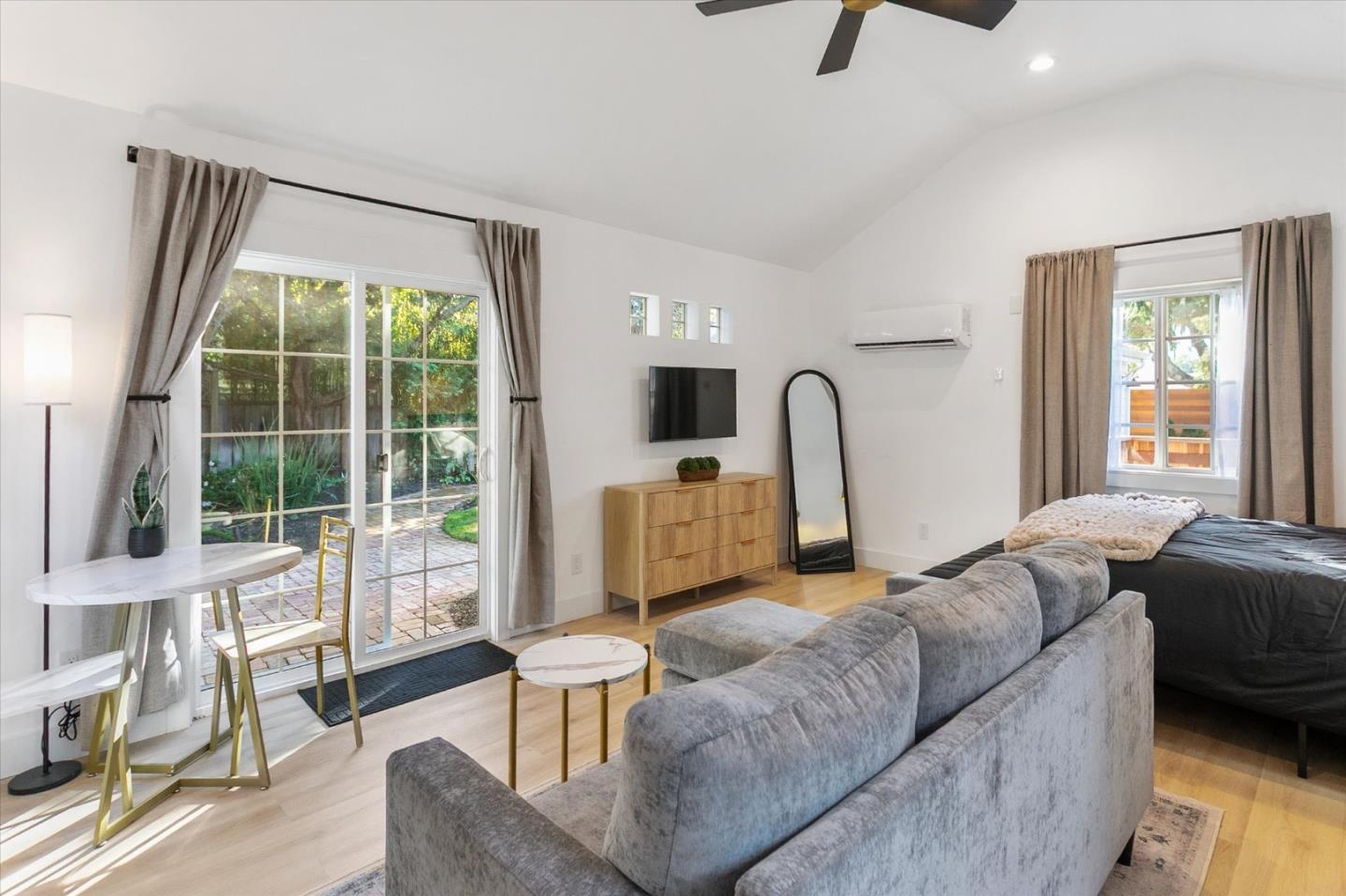 46 Pleasant Street