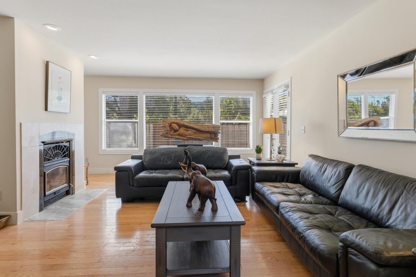 2160 Rosswood Drive