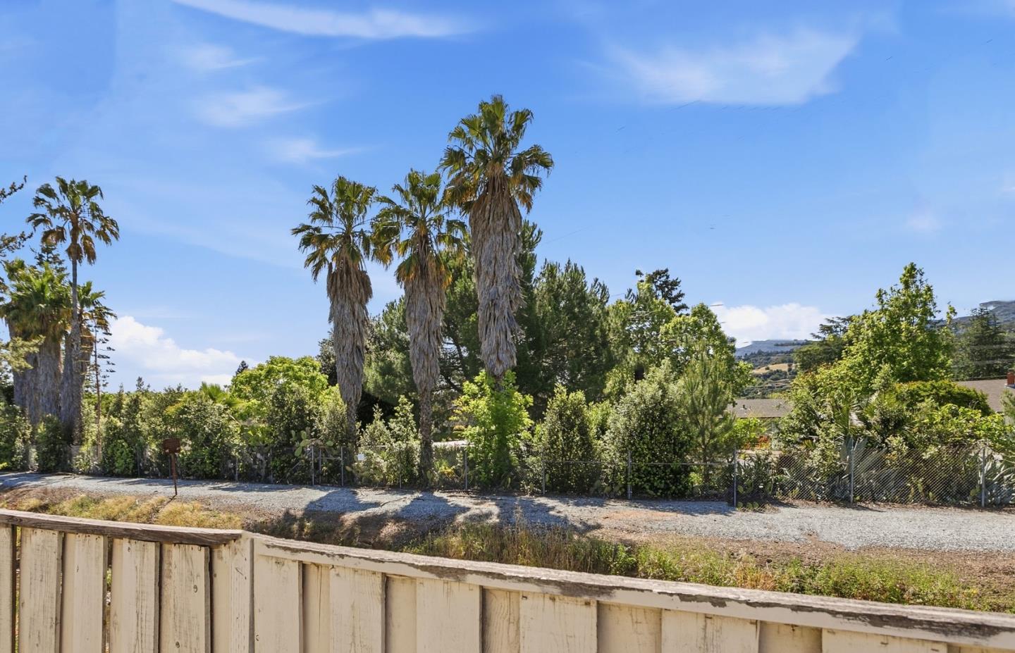 2160 Rosswood Drive