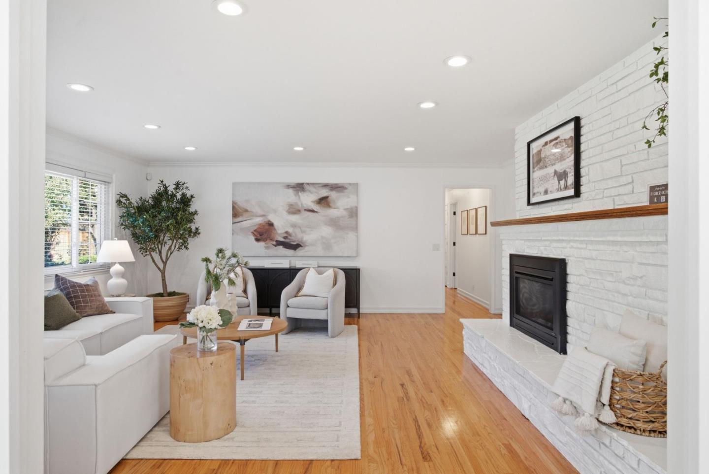1467 Kiner AVE