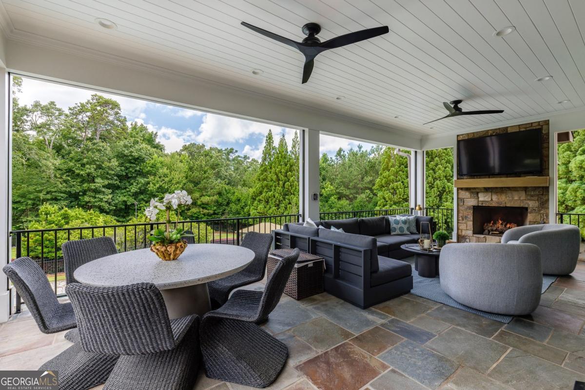 170 Autry Trail
