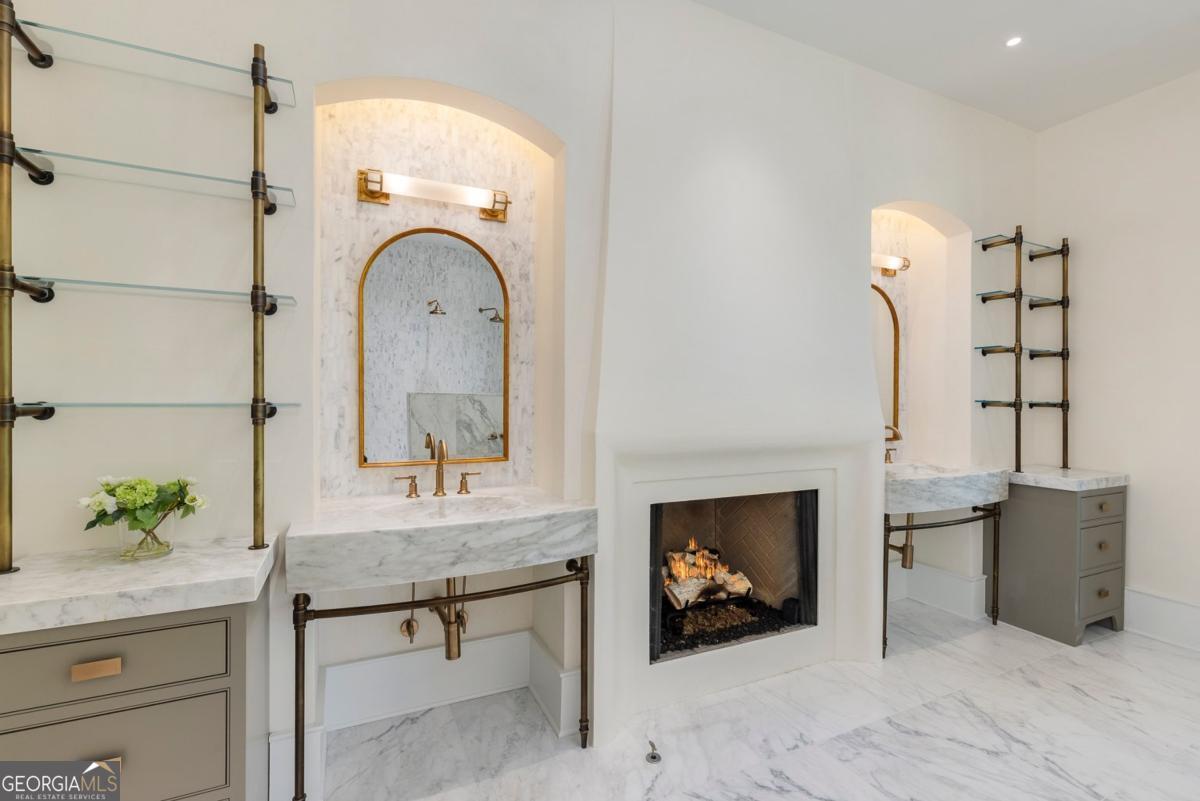 170 Autry Trail