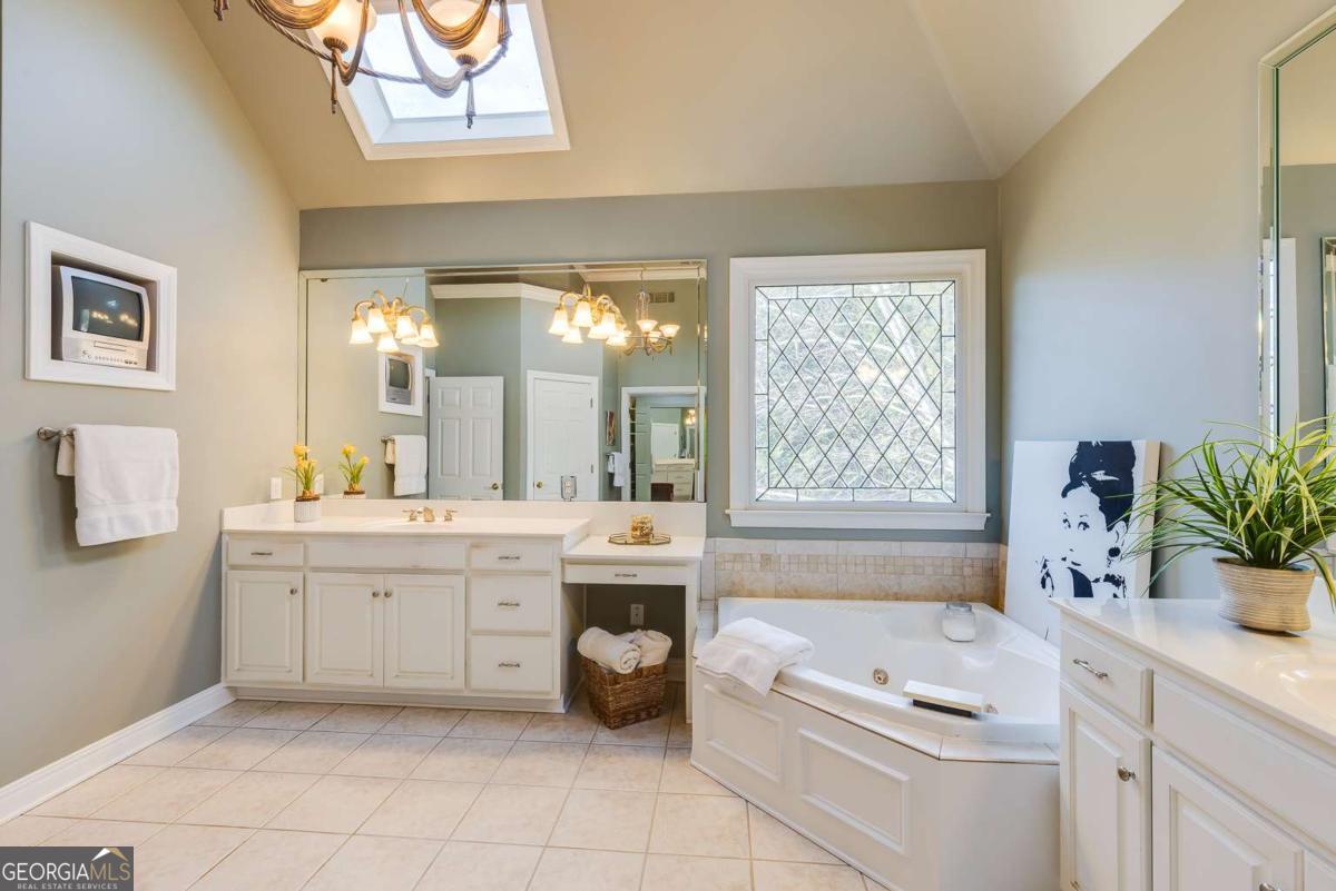 195 High Bluff Court