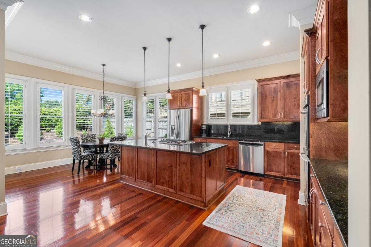 1844 Buckhead Valley Lane NE