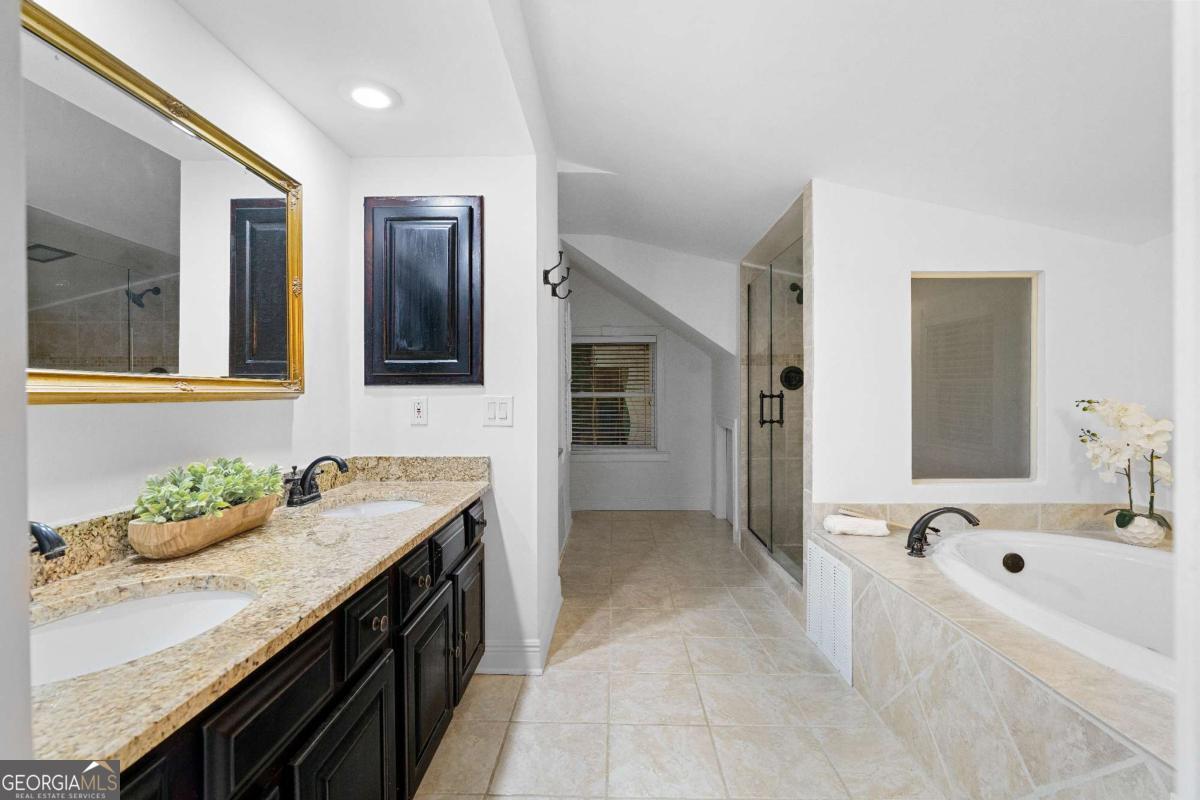 658 Glenwood Avenue SE