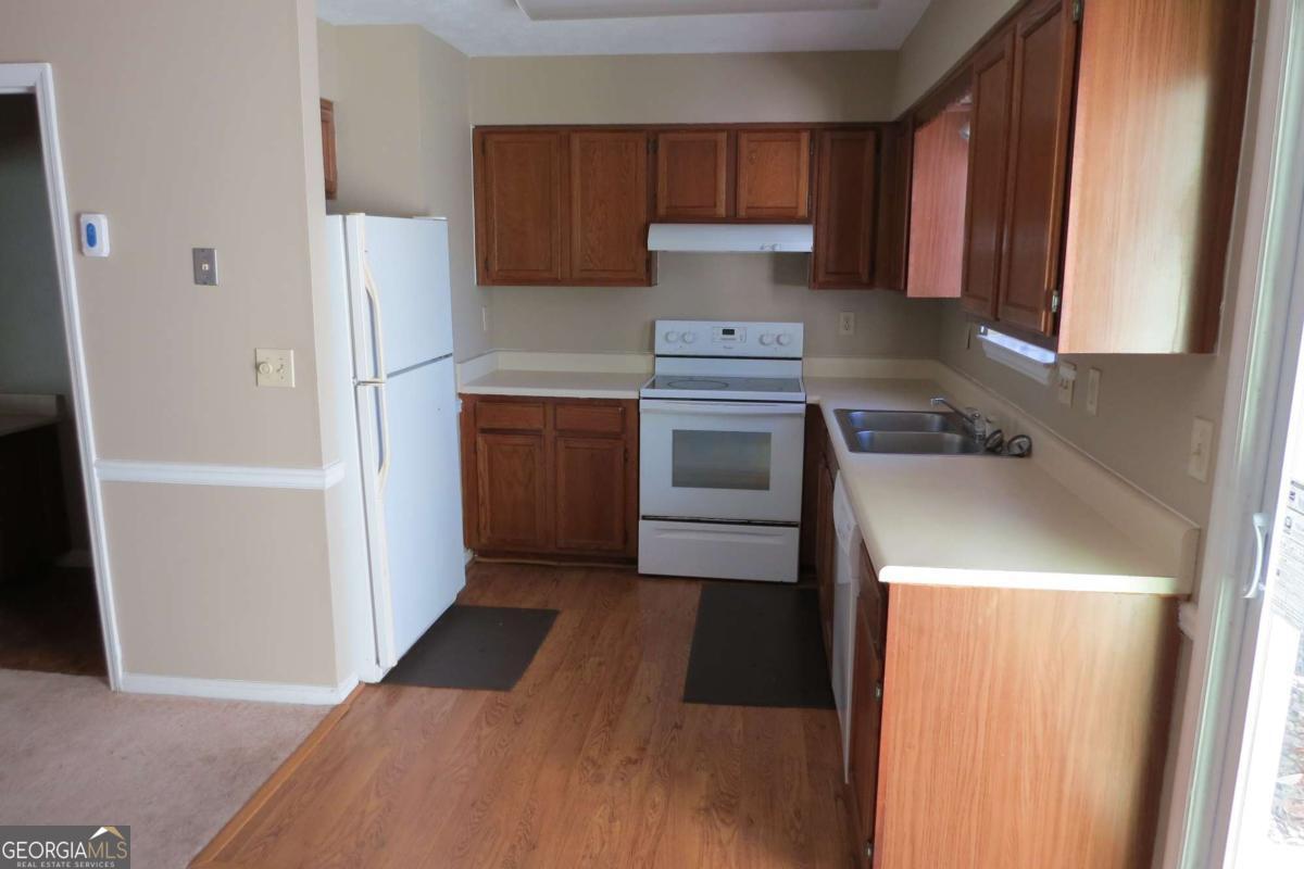 1090 Huntington Trace SE