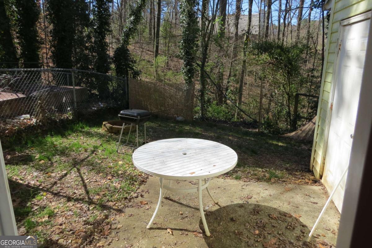 1090 Huntington Trace SE