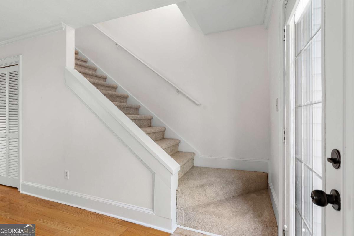 273 Shaded Oaks Lane SE