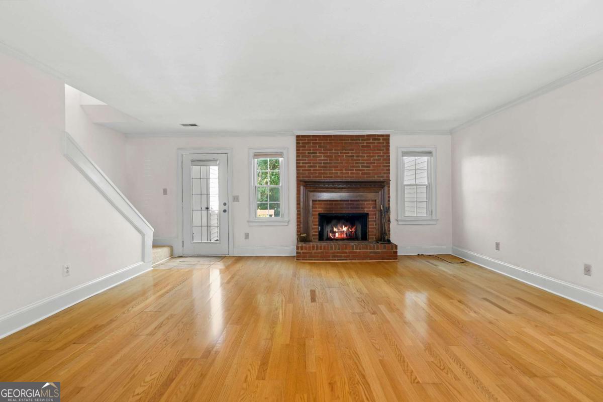 273 Shaded Oaks Lane SE