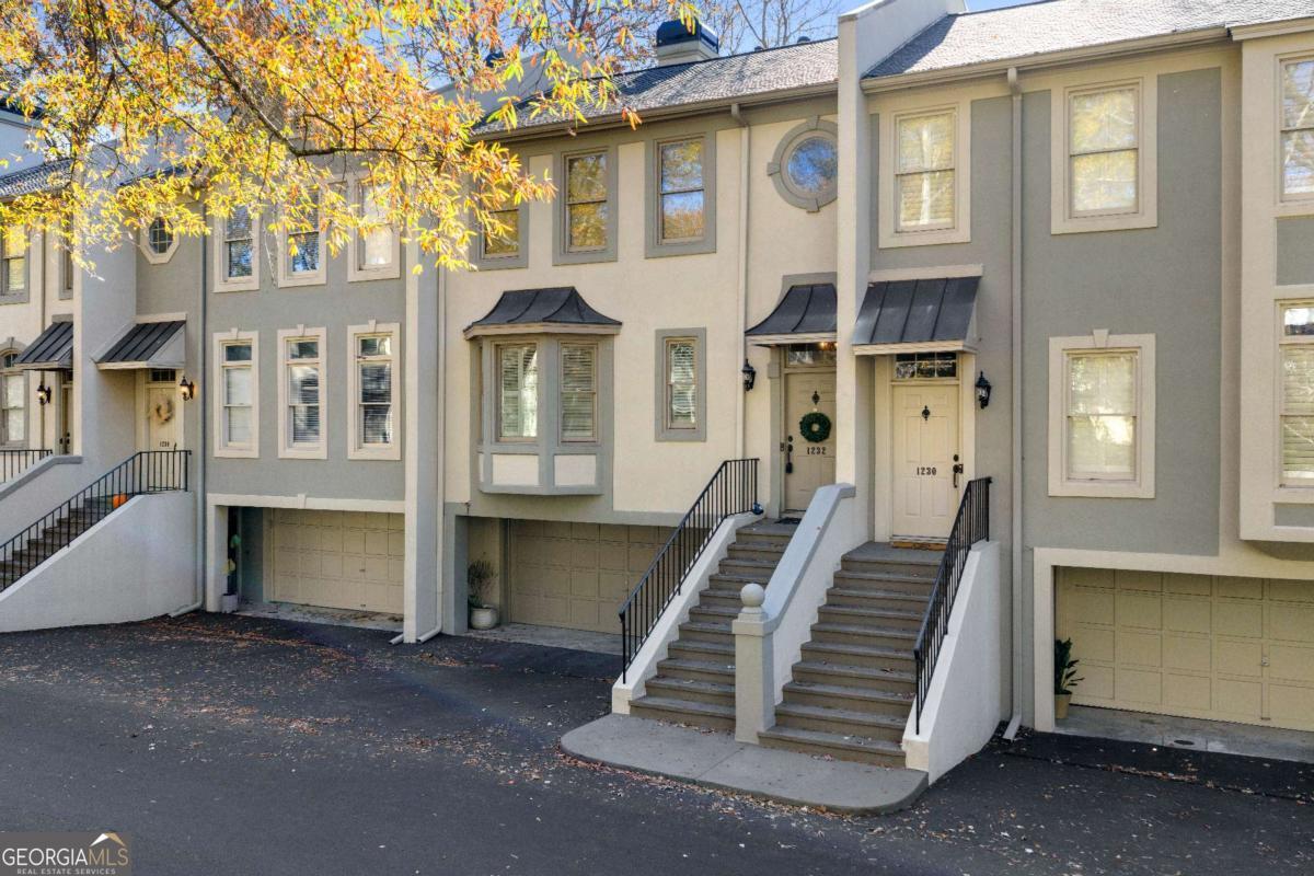 1232 Brookhaven Park Place NE