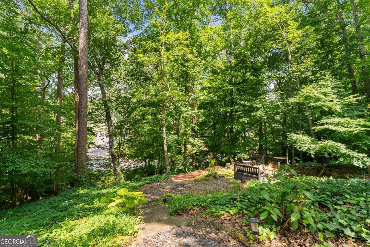 3755 Ashwood Drive SE