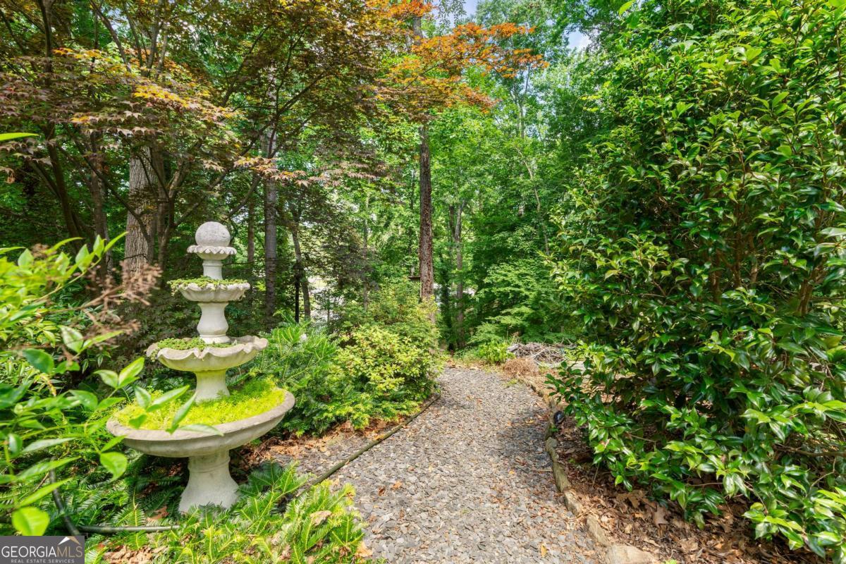 3755 Ashwood Drive SE