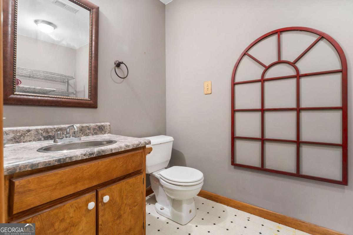 3755 Ashwood Drive SE