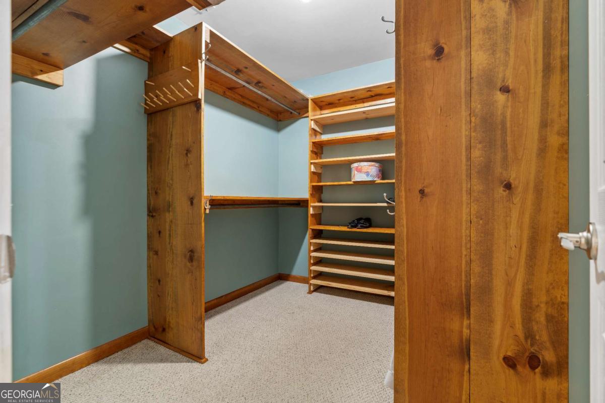 3755 Ashwood Drive SE