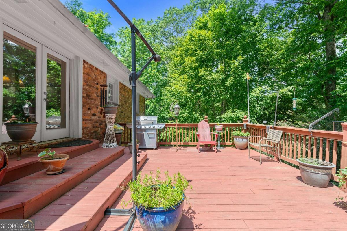 3755 Ashwood Drive SE