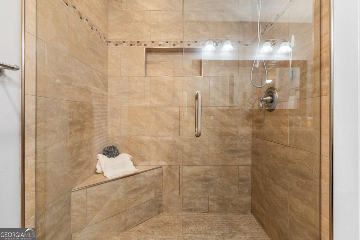 3755 Ashwood Drive SE