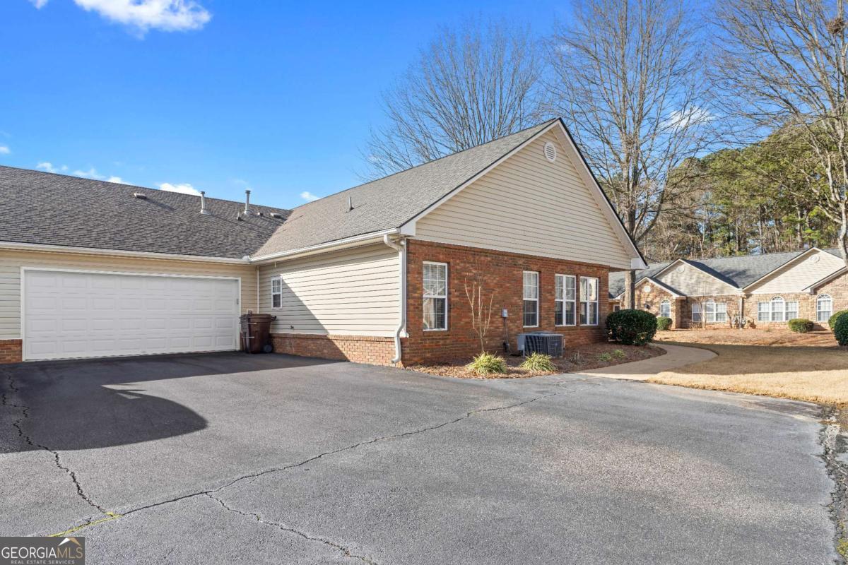 3731 Villa Springs Circle