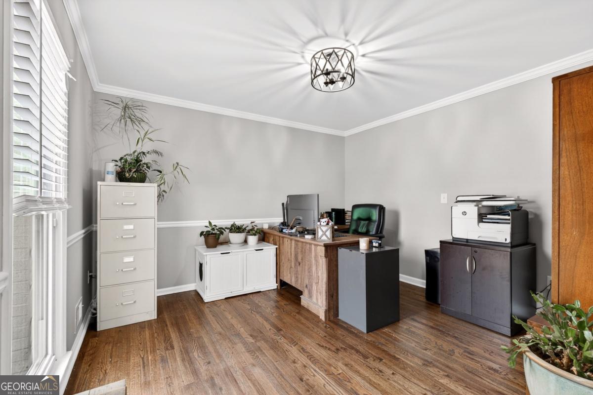 325 Saddle Creek Circle