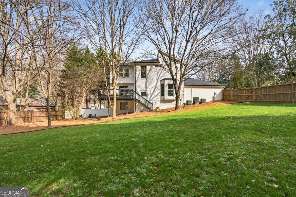 325 Saddle Creek Circle