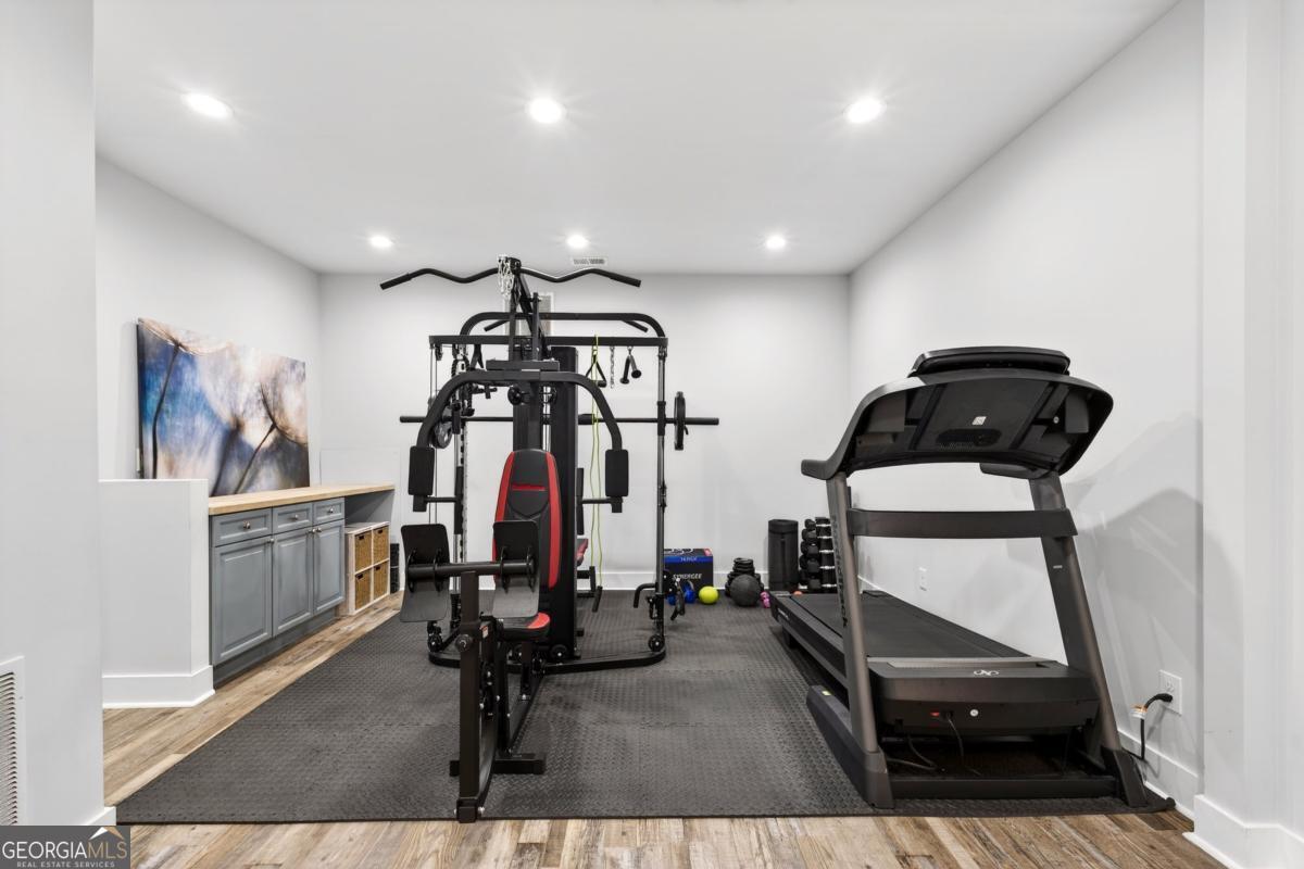 325 Saddle Creek Circle