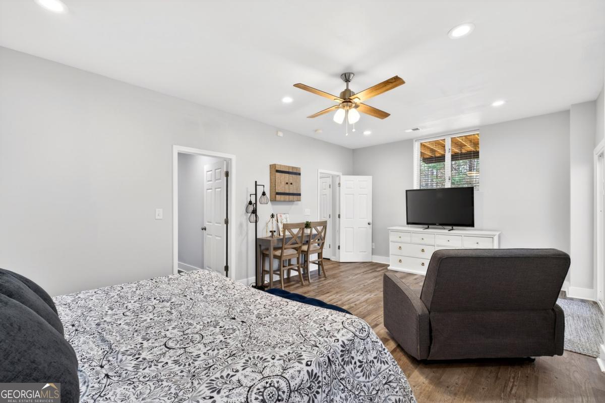 325 Saddle Creek Circle