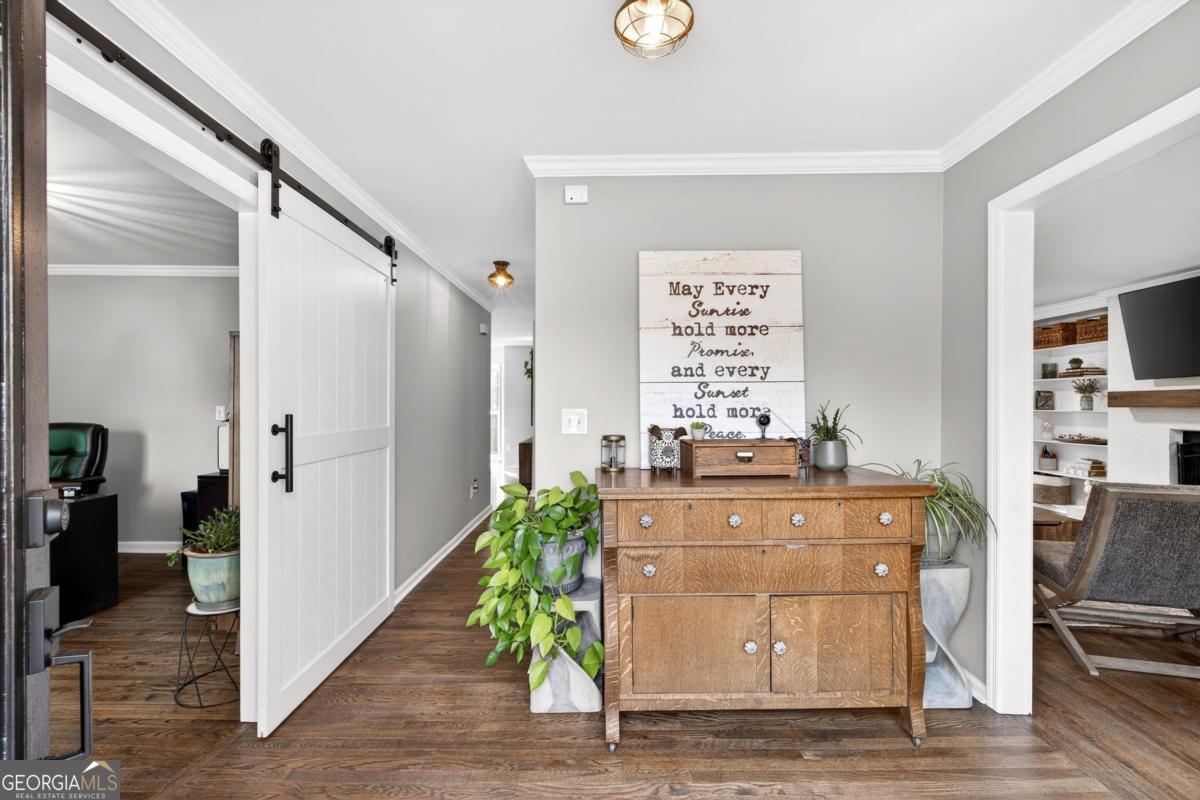 325 Saddle Creek Circle