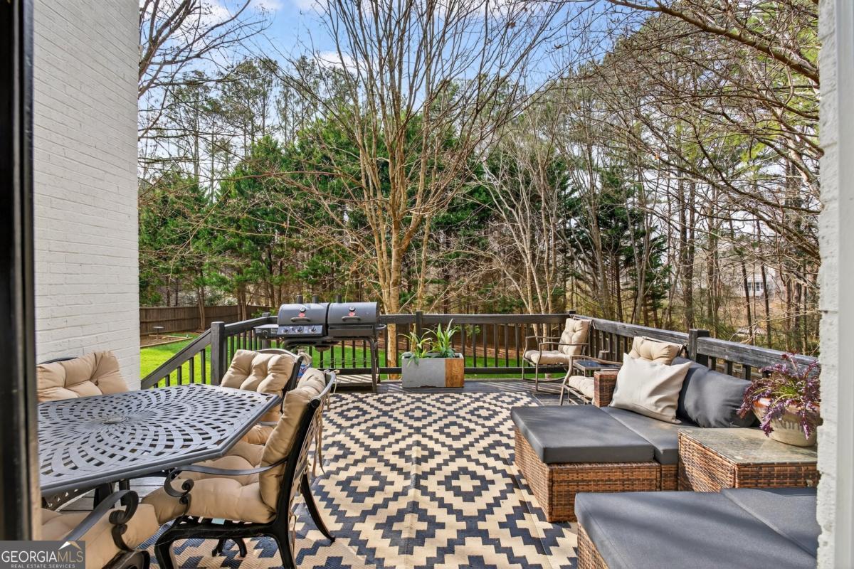 325 Saddle Creek Circle