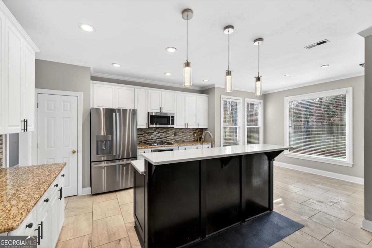 250 Haydens Walk Court