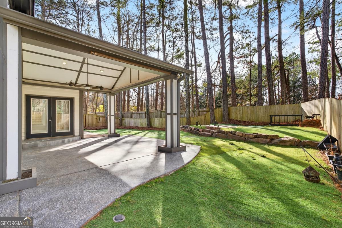 250 Haydens Walk Court