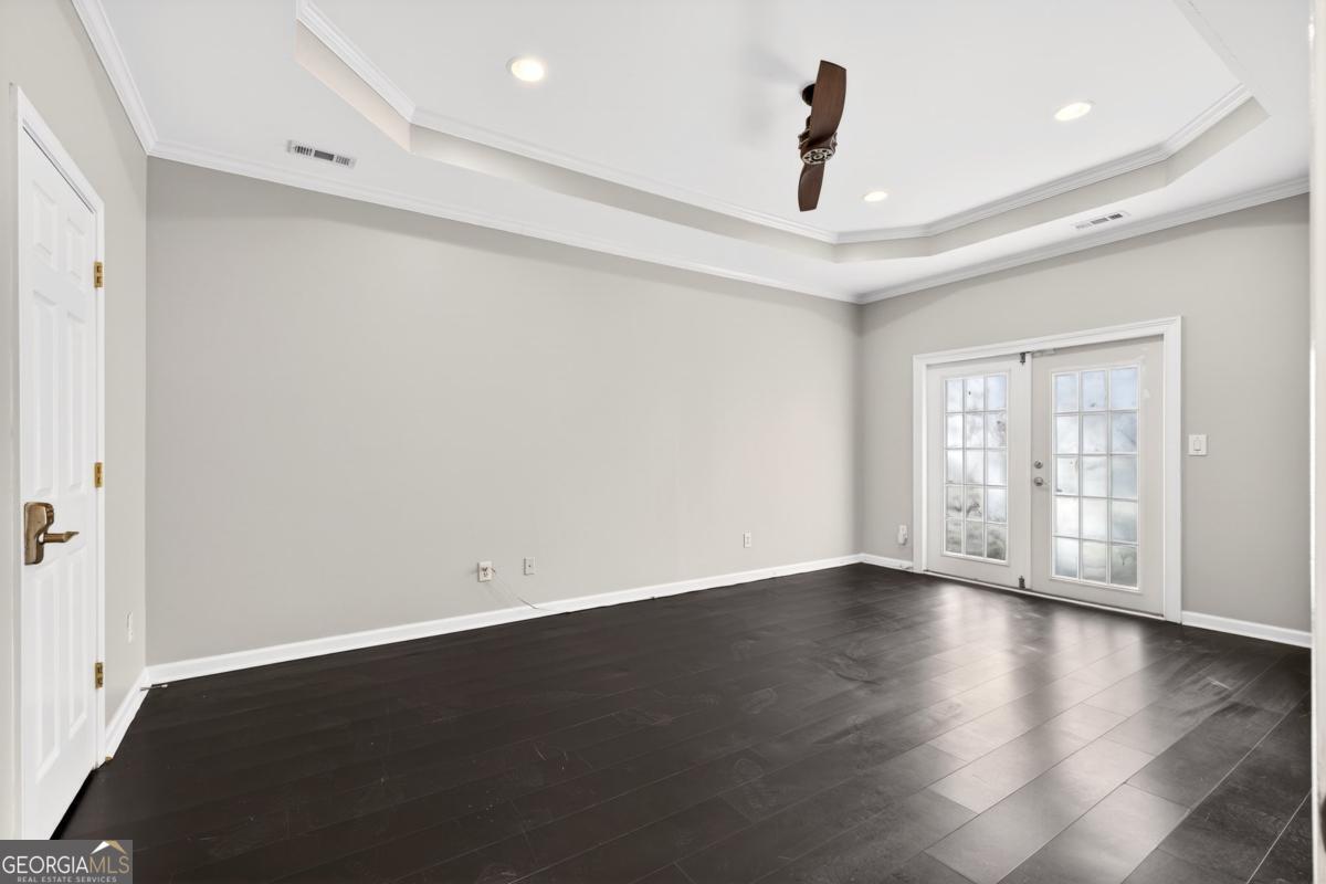 250 Haydens Walk Court