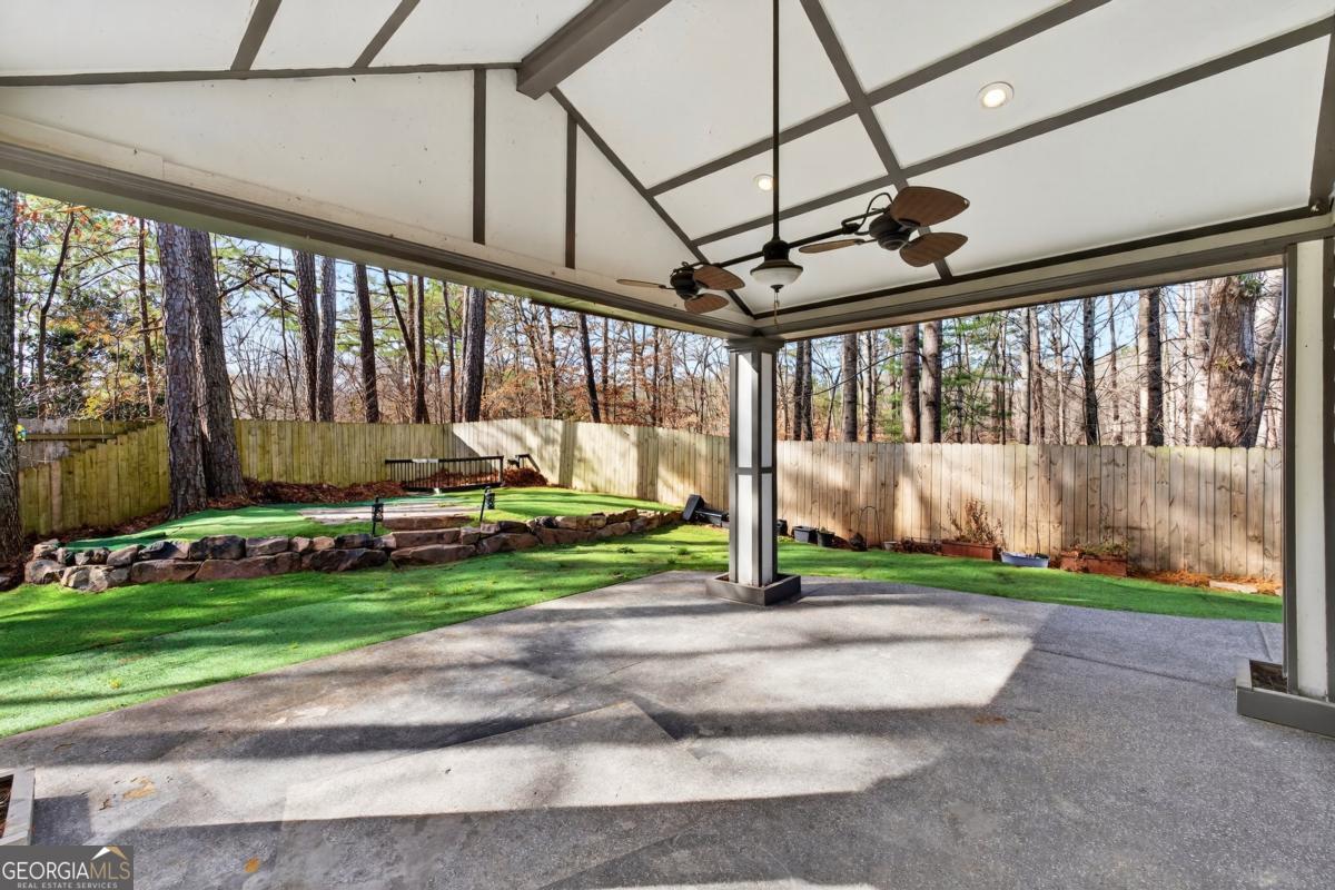 250 Haydens Walk Court