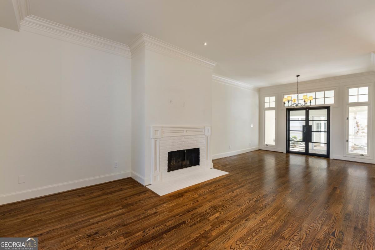 120 Summerour Vale