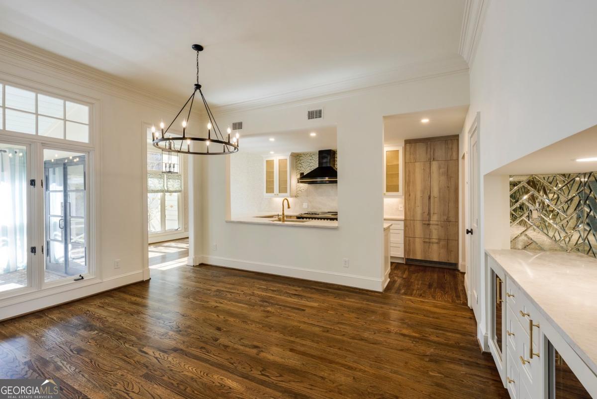 120 Summerour Vale