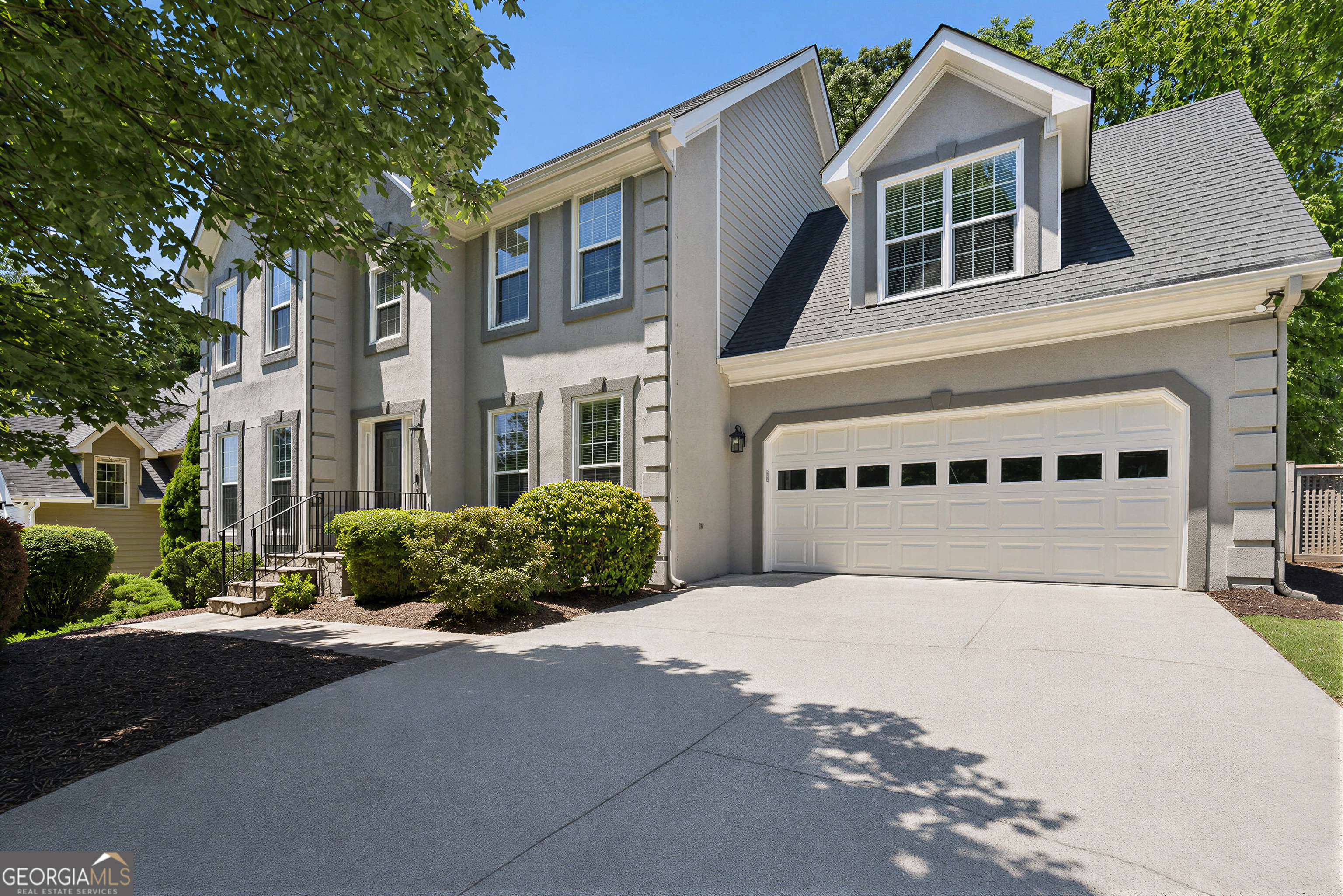 420 N Pine Drive