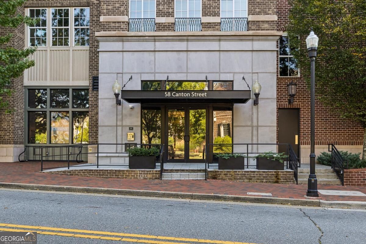 58 Canton Street # 408