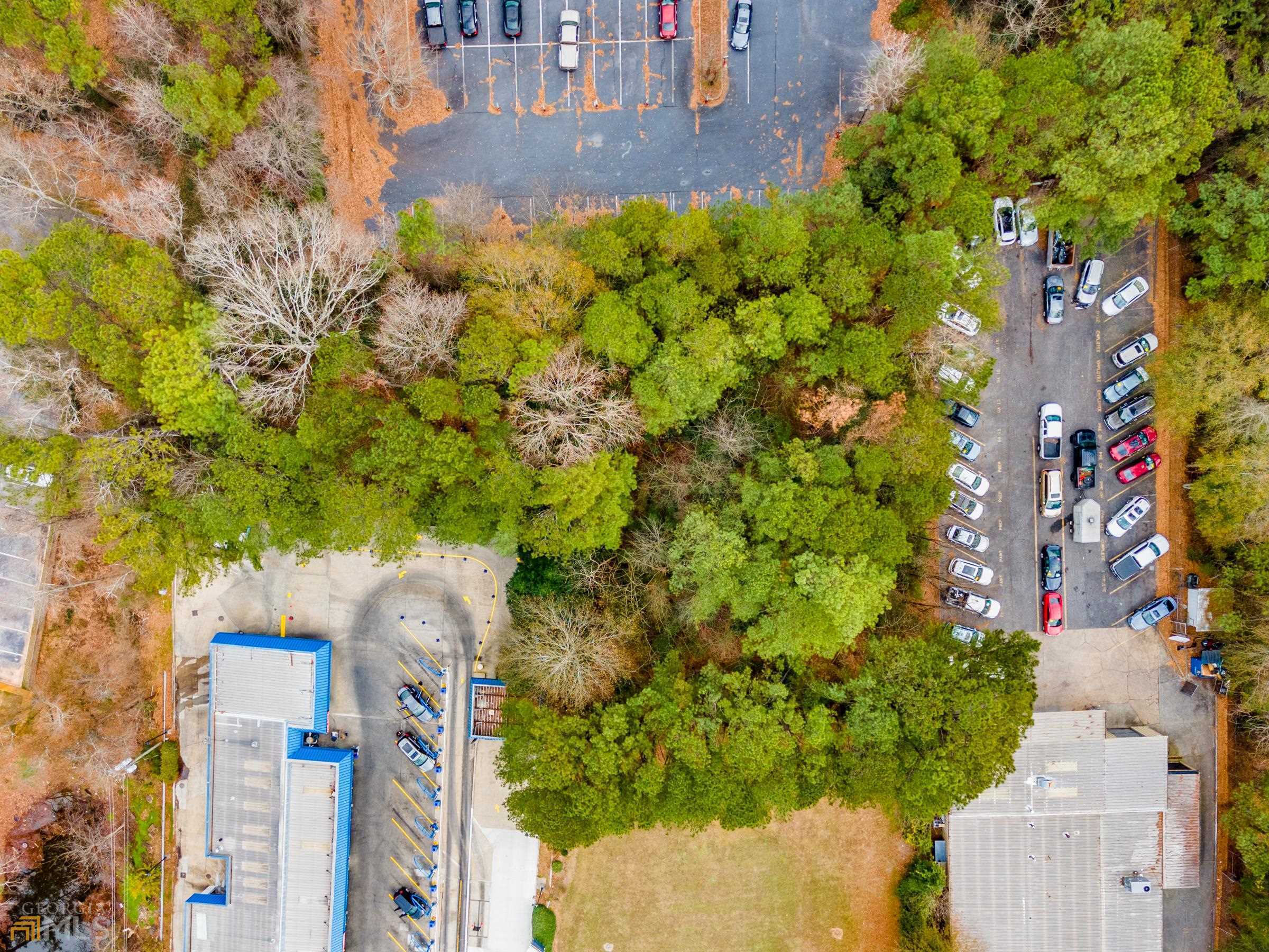 8158 Roswell Road