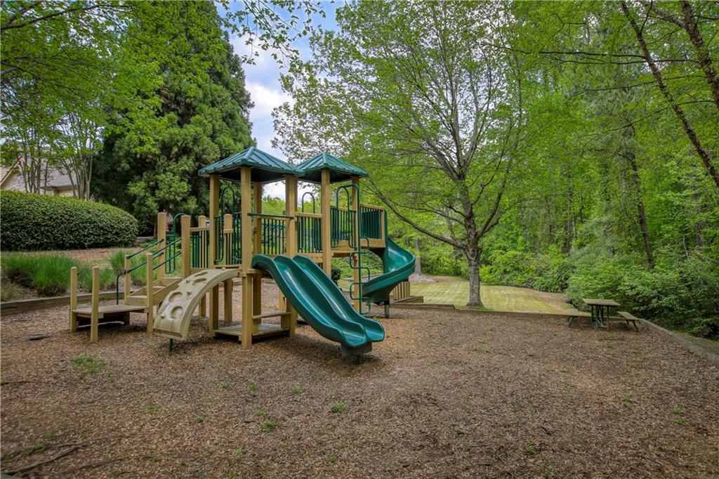 910 Stream Valley Trail