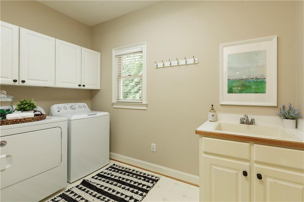 910 Stream Valley Trail