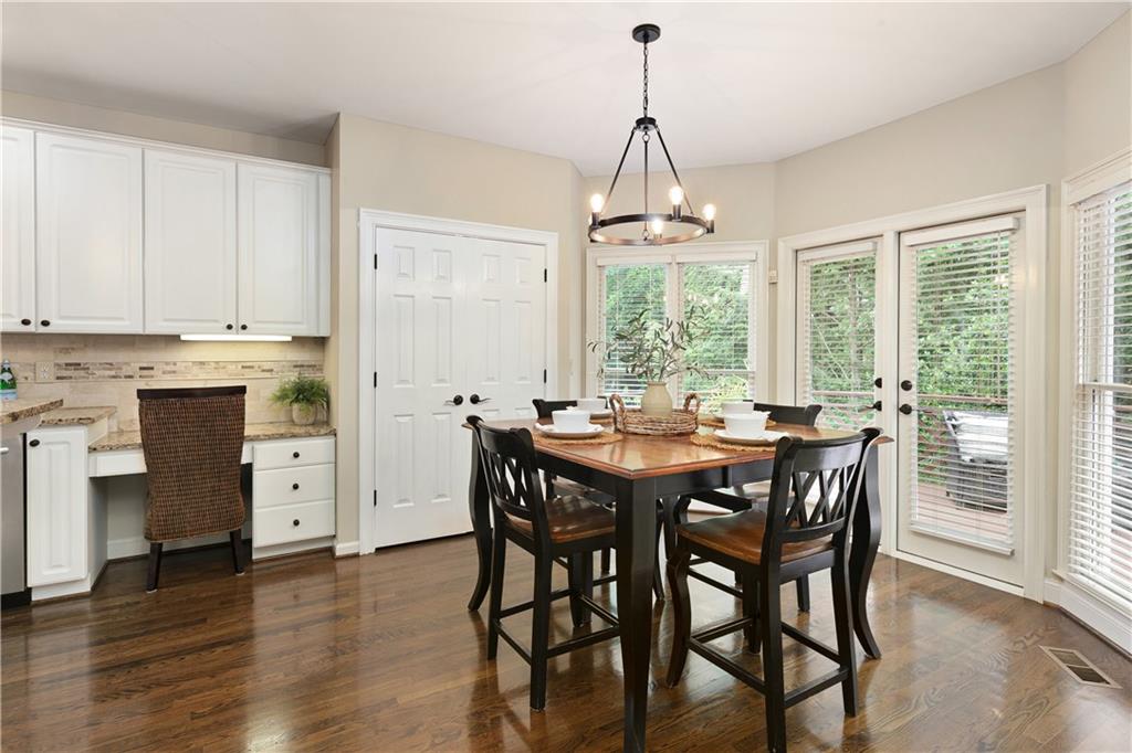 910 Stream Valley Trail