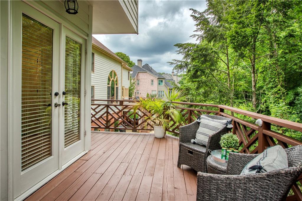 910 Stream Valley Trail