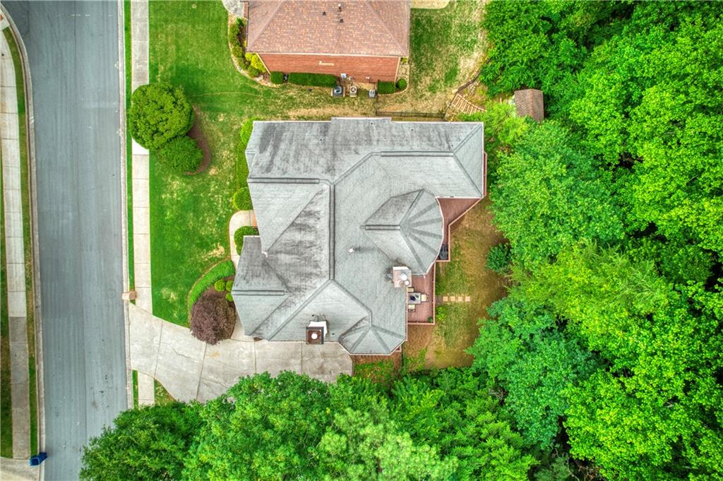 910 Stream Valley Trail