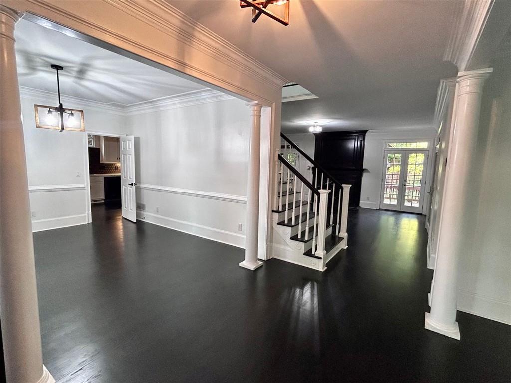 1112 SHERIDAN Park NE