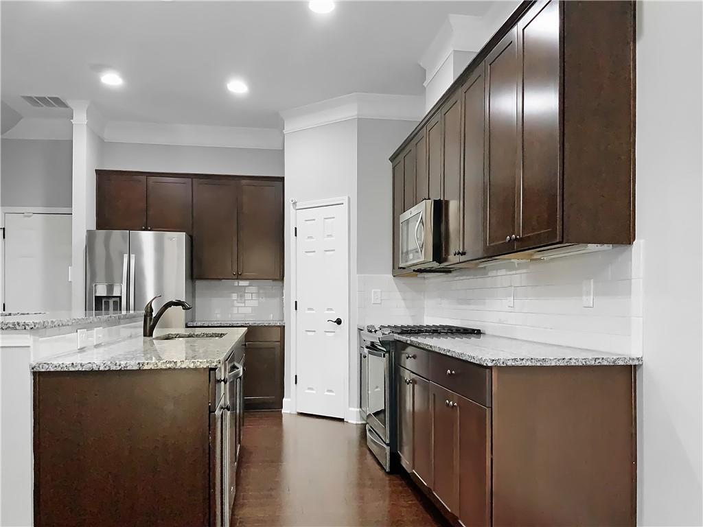 1991 Silver Birch Drive SE Unit 6