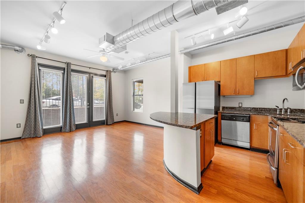5300 Peachtree Road Unit 1401