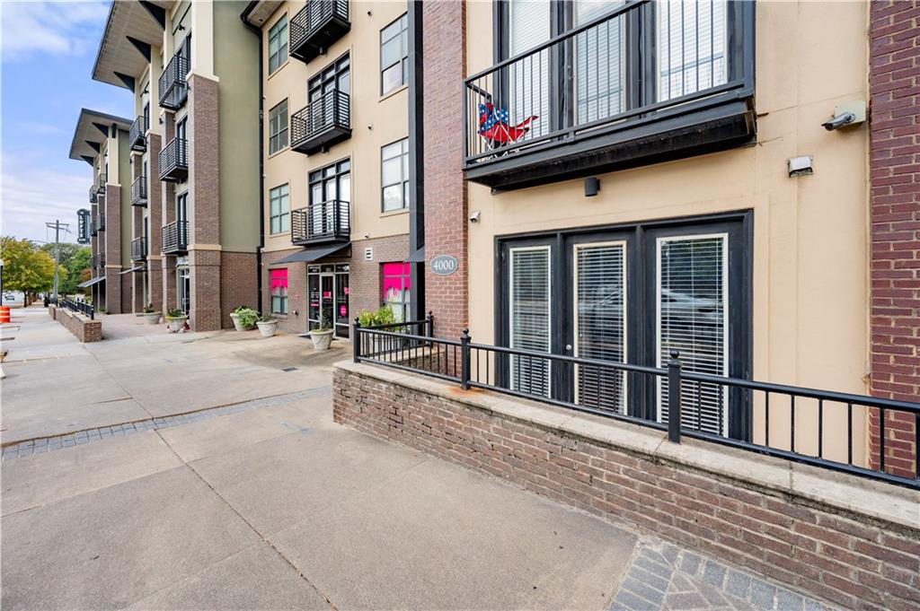 5300 Peachtree Road Unit 1401