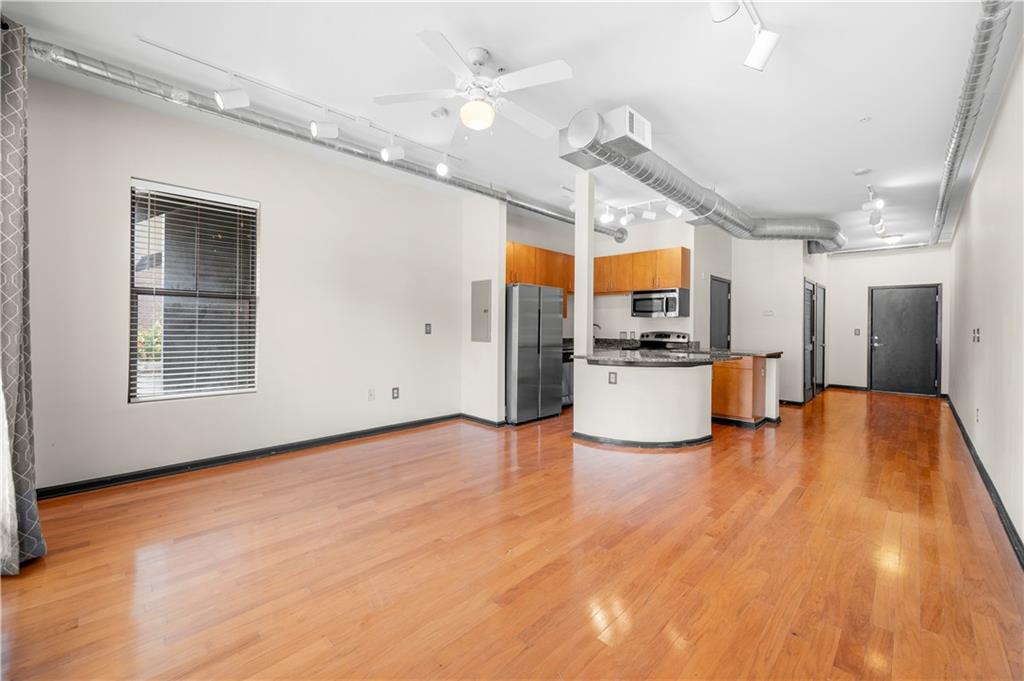 5300 Peachtree Road Unit 1401