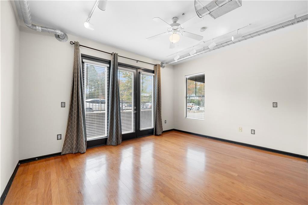 5300 Peachtree Road Unit 1401