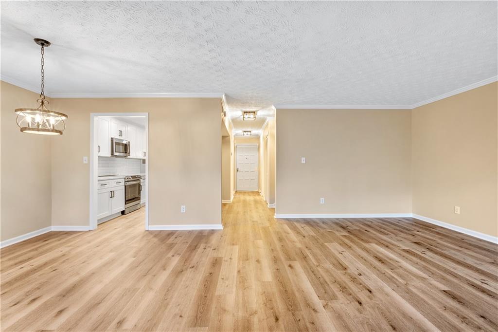 2461 Cedar Brook W