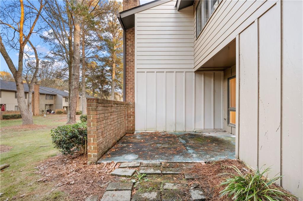 2461 Cedar Brook W