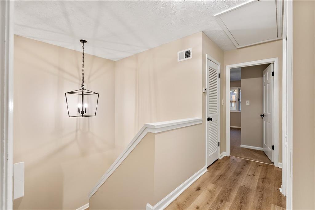 2461 Cedar Brook W